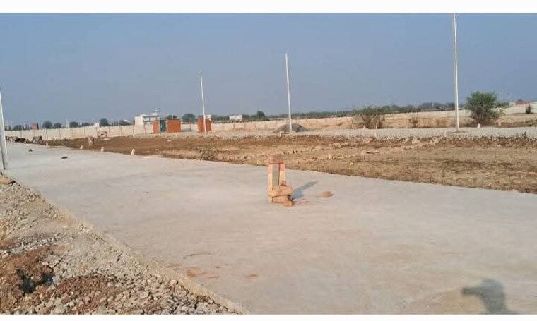 undefined, silani chowk  150 Sq.Yd. Plot In Silani Chowk Gurgaon 9373595