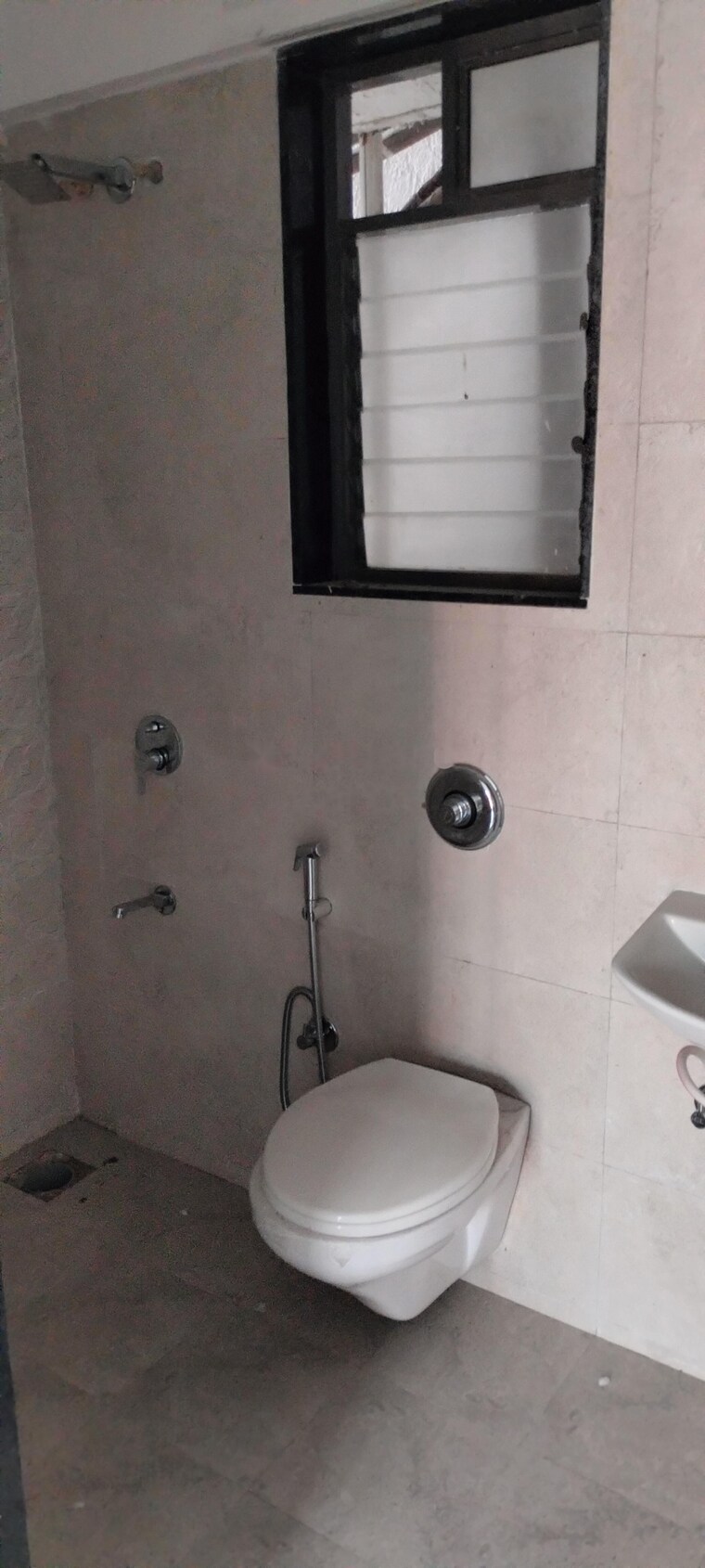 Bathroom, uk-iridium 1 Bedroom 410 Sq.Ft. Apartment In Kandivali East Mumbai 9373590