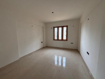Room in 3 BHK Builder Floor at Jp Nagar Phase 8 – for Sale