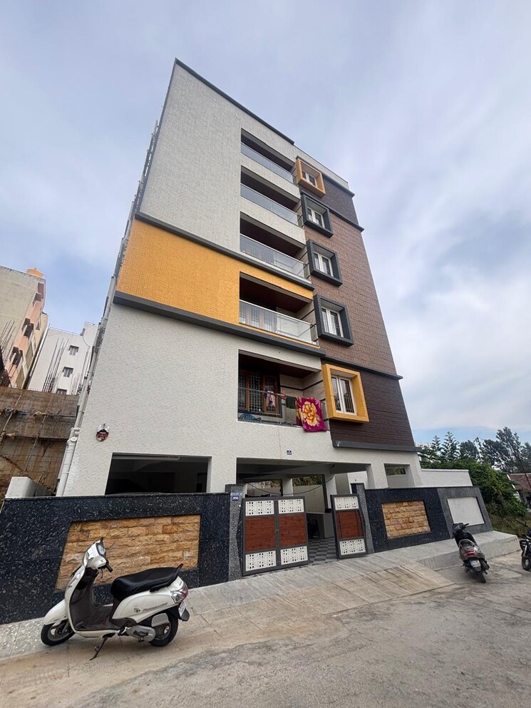 Exterior View, jp nagar phase 8 3 Bedroom 2400 Sq.Ft. Builder Floor In Jp Nagar Phase 8 Bangalore 9373673