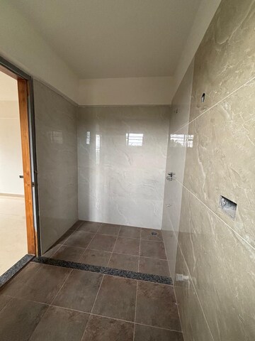 Bathroom in 3 BHK Builder Floor at Jp Nagar Phase 8 – for Sale
