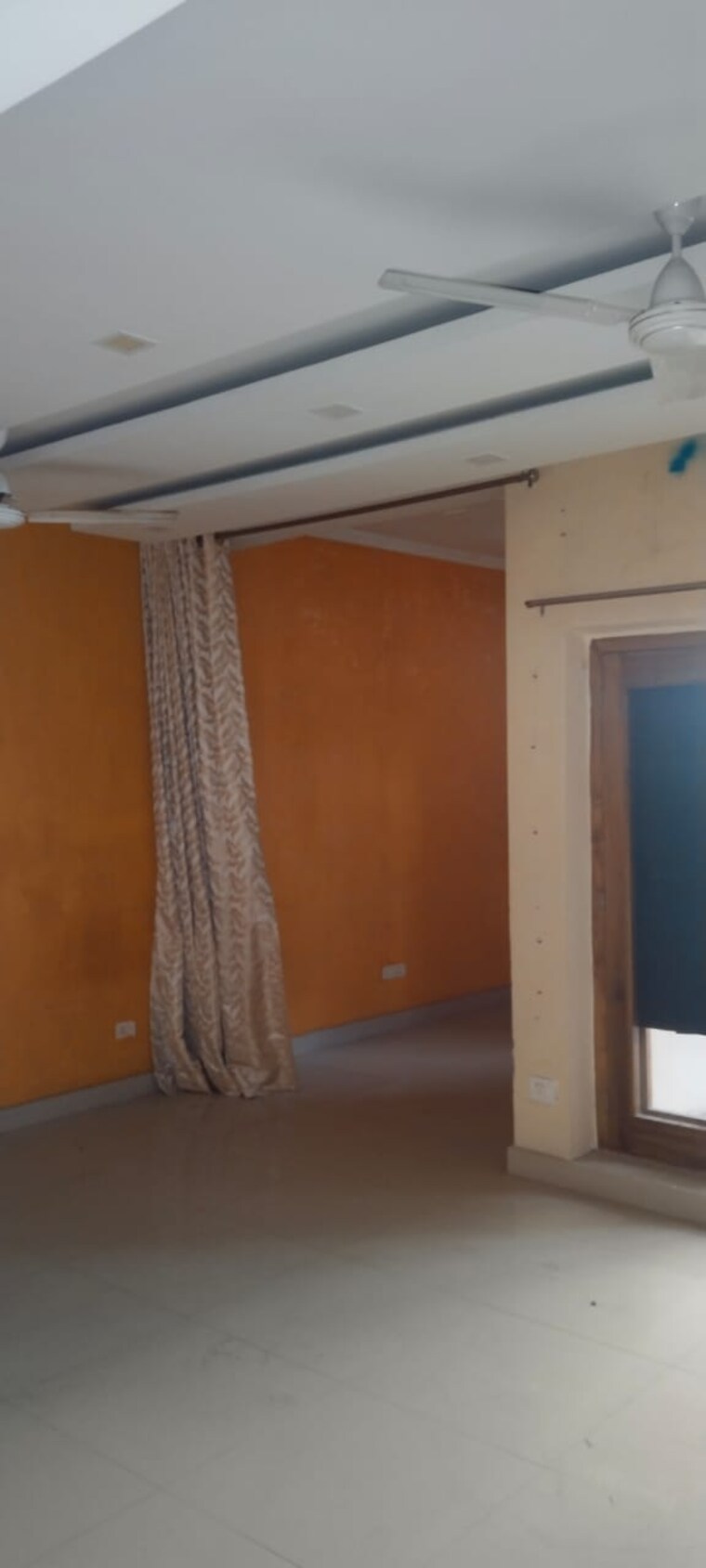 undefined, sector 100 2 Bedroom 1300 Sq.Ft. Builder Floor In Sector 100 Noida 9373761