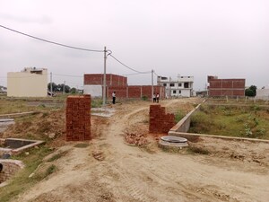  Plot For Sale in Dhanauli