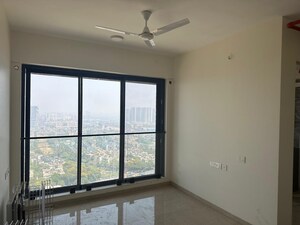 2 BHK Apartment For Rent in Dosti Eastern Bay, Wadala