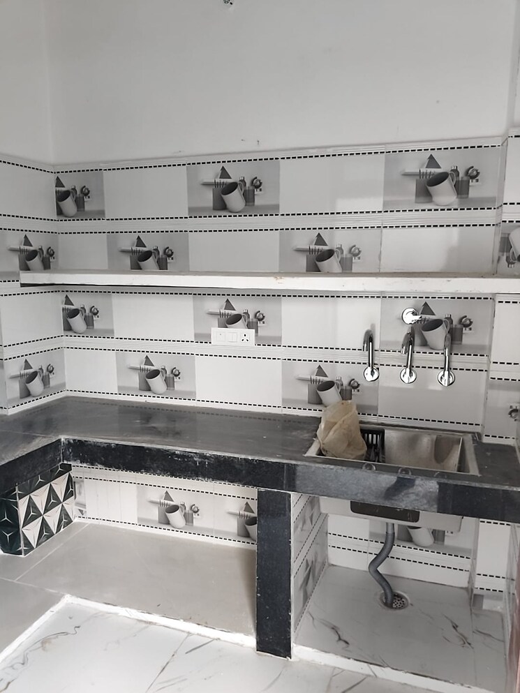 Kitchen, indira nagar 3 Bedroom 2100 Sq.Ft. Villa In Indira Nagar Lucknow 9373813