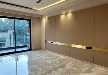 Room in 3 BHK Builder Floor at New Rajinder Nagar – for Sale