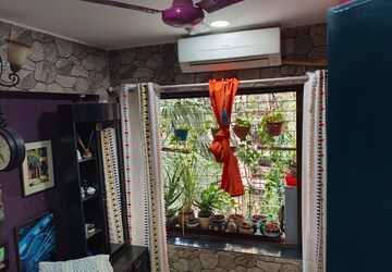 Bedroom in 1 BHK Apartment at Chandak 34 Park Estate, Goregaon West – for Rent