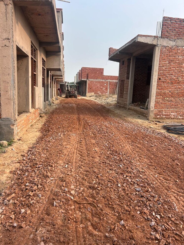 Exterior View, roza jalalpur 2 Bedroom 71 Sq.Yd. Villa In Roza Jalalpur Greater Noida 9373881