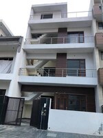 3 BHK 125 Sq.Yd. Builder Floor in Aerocity