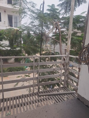 Balcony in 3 BHK Builder Floor at BPTP Floors, Sector 70 – for Sale