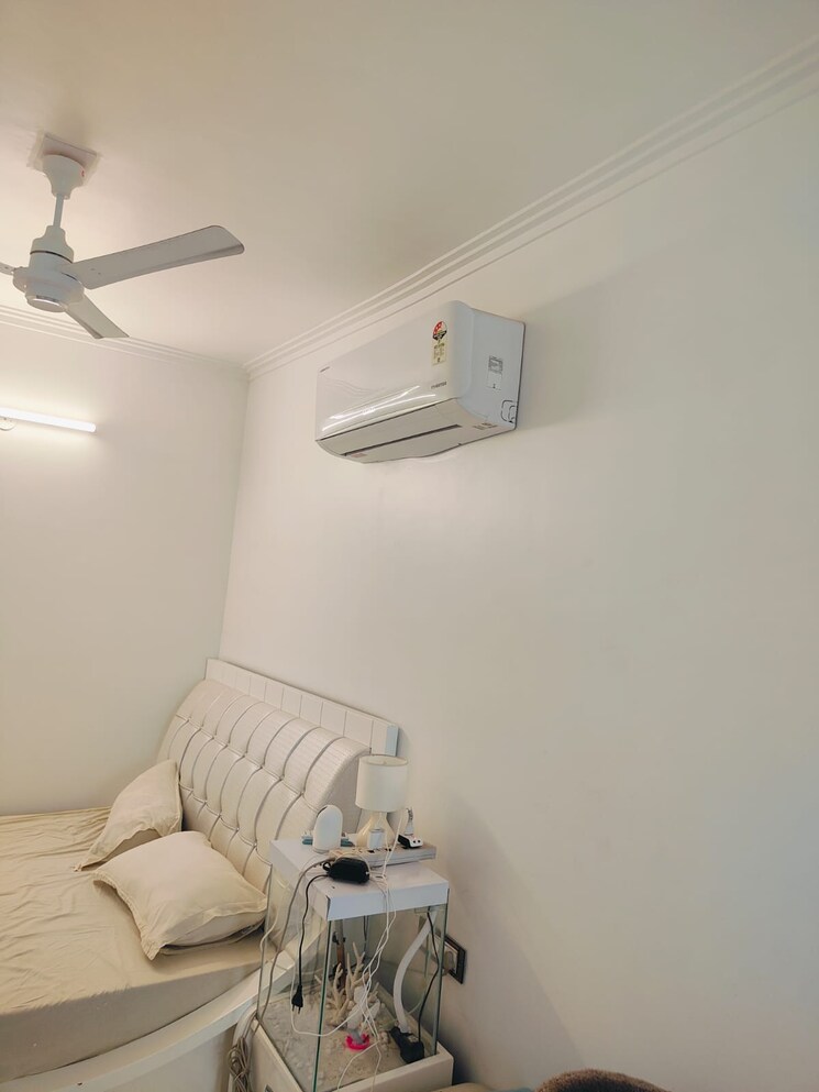 Bathroom, bsnl-society 3 Bedroom 1050 Sq.Ft. Apartment In Sector 50 Chandigarh 9373877