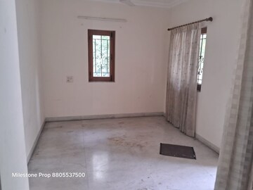 Room in 4 BHK Villa at Dagde Tapovan CHS, Bavdhan – for Rent