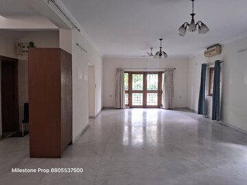 Room in 4 BHK Villa at Dagde Tapovan CHS, Bavdhan – for Rent