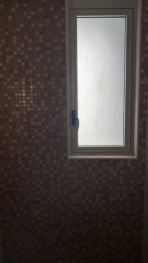 Room in 2 BHK Apartment at Lodha The Park, Worli – for Rent