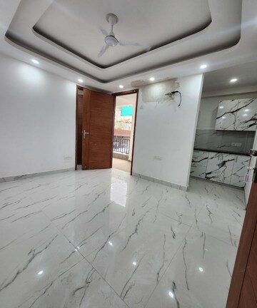 2 BHK Builder Floor For Rent in Saket
