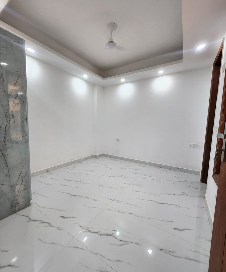 Room, saket 2 Bedroom 808 Sq.Ft. Builder Floor In Saket Delhi 9373962