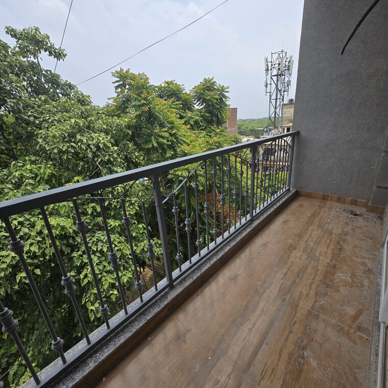 Balcony, chattarpur 3 Bedroom 1200 Sq.Ft. Builder Floor In Chattarpur Delhi 9374051