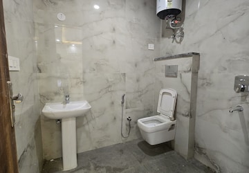 Bathroom in 3 BHK Builder Floor at Chattarpur – for Rent