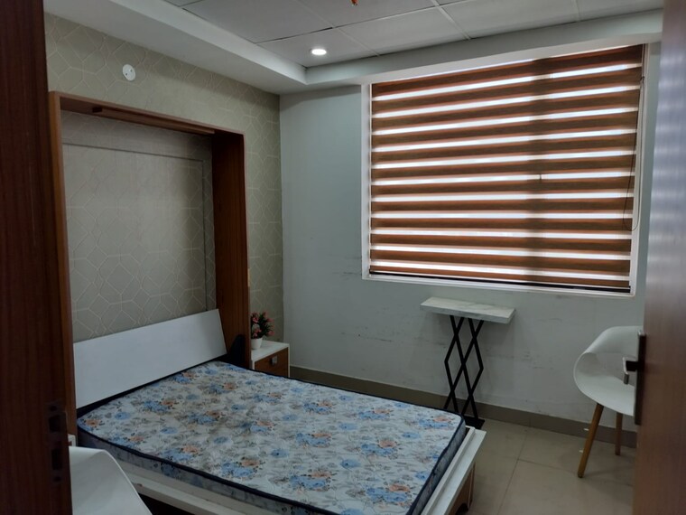 Bedroom, chandigarh-citi-center 1 RK 400 Sq.Ft. Apartment In Vip Road Zirakpur 9373954