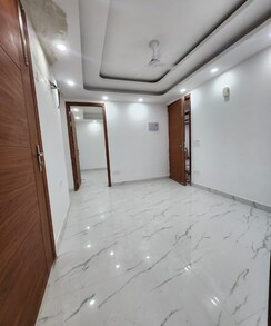 2 BHK Builder Floor For Sale in Saket