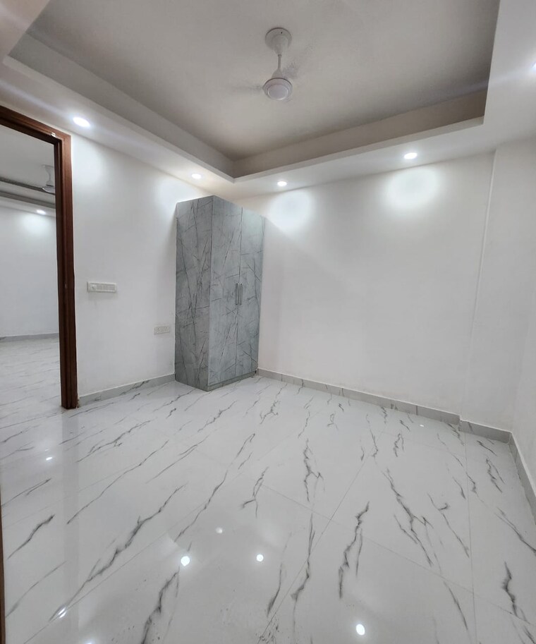 Room, saket 2 Bedroom 809 Sq.Ft. Builder Floor In Saket Delhi 9374001