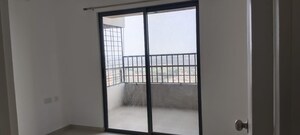 Room in 2 BHK Apartment at Rohan Abhilasha, Wagholi – for Rent