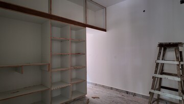 Room in 3 BHK Apartment at Virugambakkam – for Sale