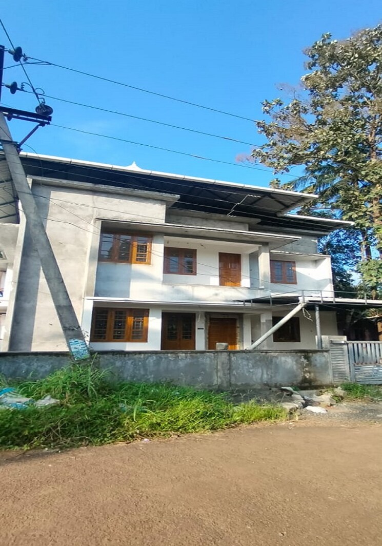 Exterior View, kuttoor 4 Bedroom 2150 Sq.Ft. Independent House In Kuttoor Thrissur 9374038