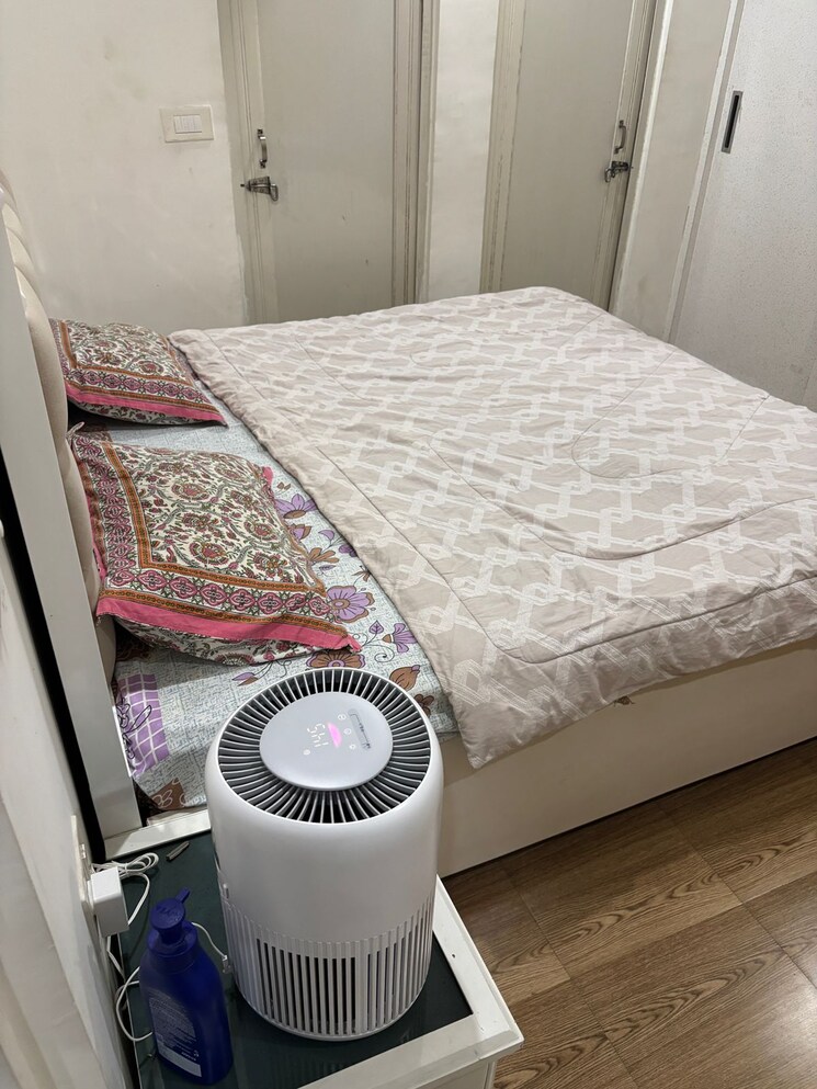 Bedroom, tulip-lemon 1 Bedroom 444 Sq.Ft. Apartment In Sector 69 Gurgaon 9374030