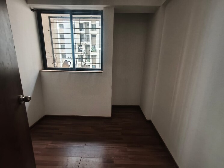 Room, lodha-palava-city-lakeshore-greens 1.5 Bedroom 640 Sq.Ft. Apartment In Dombivli East Thane 9374140