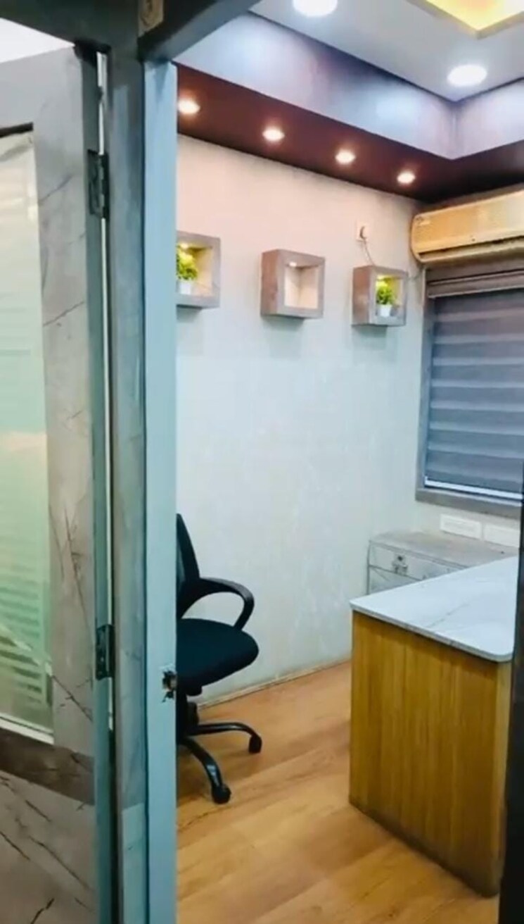 Bathroom, bbd bagh Commercial Office Space 430 Sq.Ft. In Bbd Bagh Kolkata 9374086