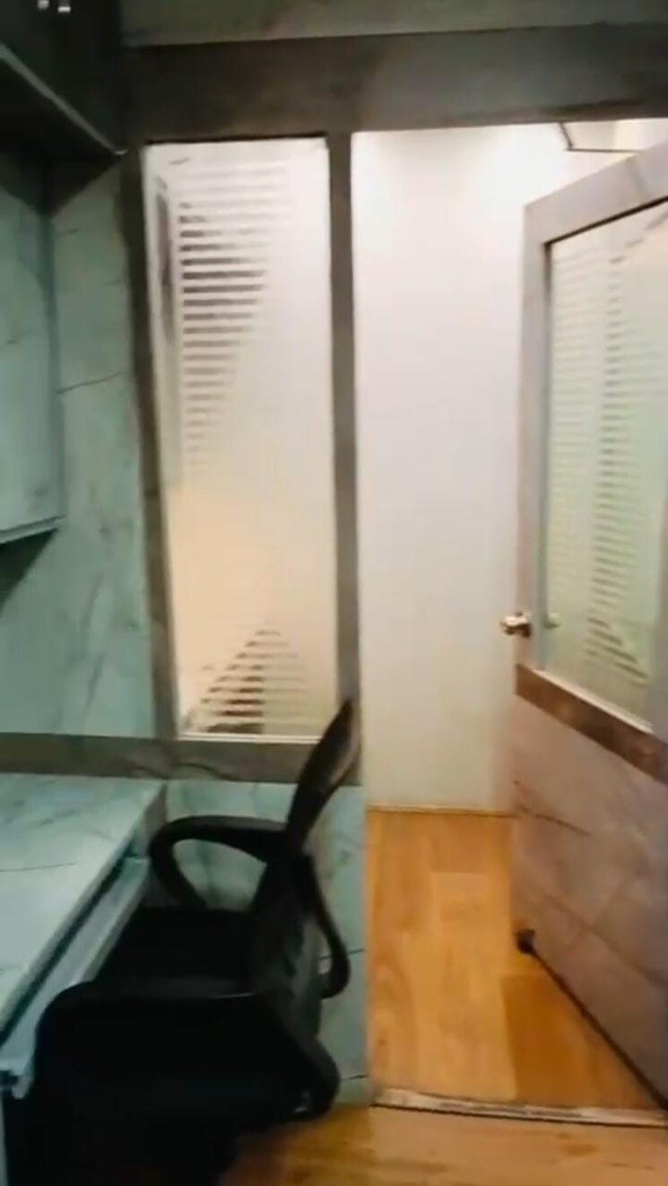 Bathroom, bbd bagh Commercial Office Space 430 Sq.Ft. In Bbd Bagh Kolkata 9374086