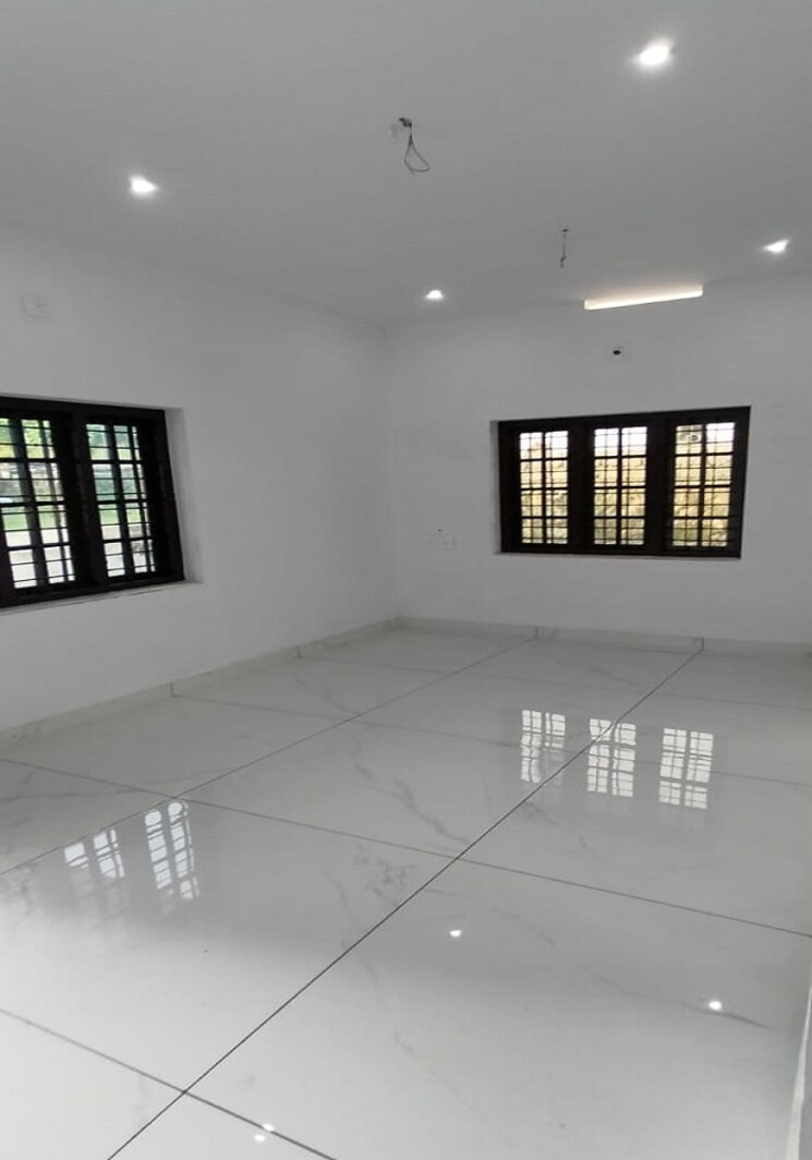 Room, thiroor 3 Bedroom 1400 Sq.Ft. Independent House In Thiroor Thrissur 9374079