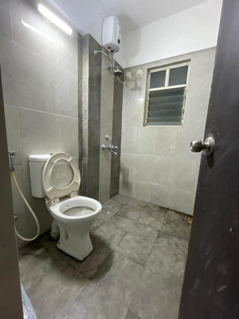 Bathroom, kolte-patil-beryl 2 Bedroom 1115 Sq.Ft. Apartment In Kharadi Pune 9374258