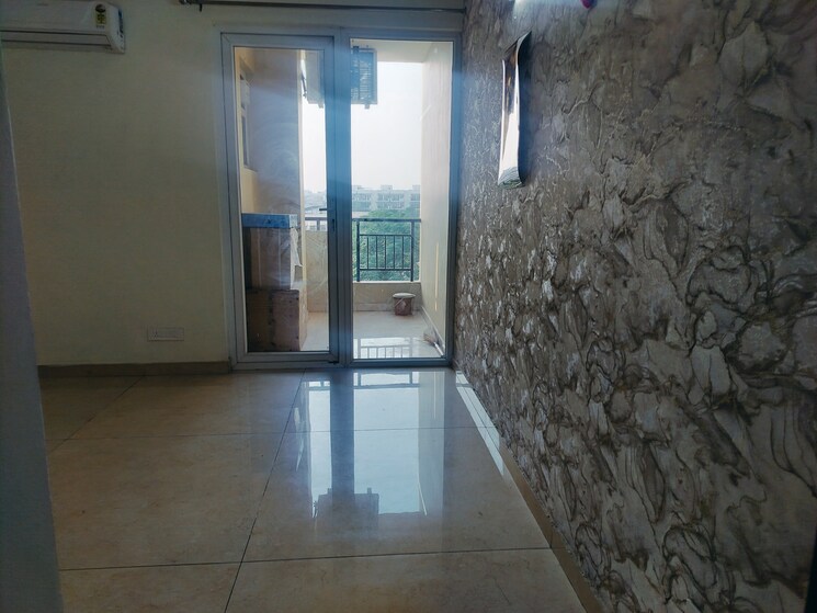 Master Bedroom, maya-green-lotus-utsav 3 Bedroom 1906 Sq.Ft. Apartment In International Airport Road Zirakpur 9374310