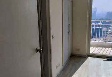 Building Lobby in 3.5 BHK Builder Floor at CHD Avenue 71, Sector 71 – for Rent