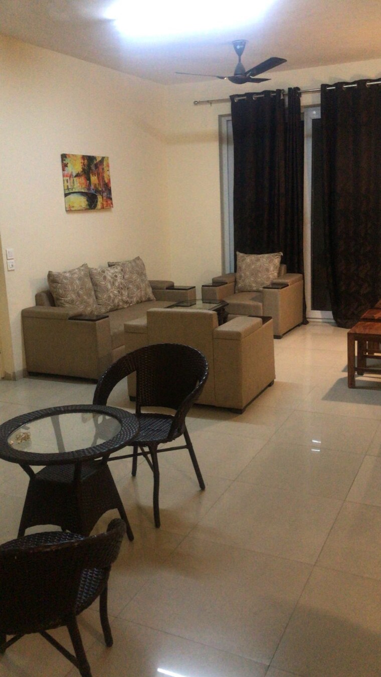 Living Room, emaar-palm-hills 3 Bedroom 1450 Sq.Ft. Apartment In Sector 77 Gurgaon 9374276