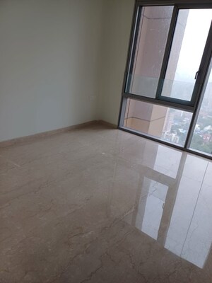 Room in 2 BHK Apartment at Piramal Mahalaxmi, Mahalaxmi – for Rent