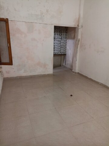 Room in 3 BHK Villa at Gomti Nagar – for Rent