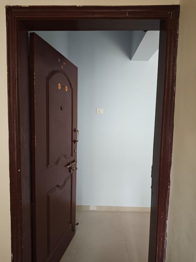 undefined, gk-rose-county 2.5 Bedroom 980 Sq.Ft. Apartment In Pimple Saudagar Pune 9374335