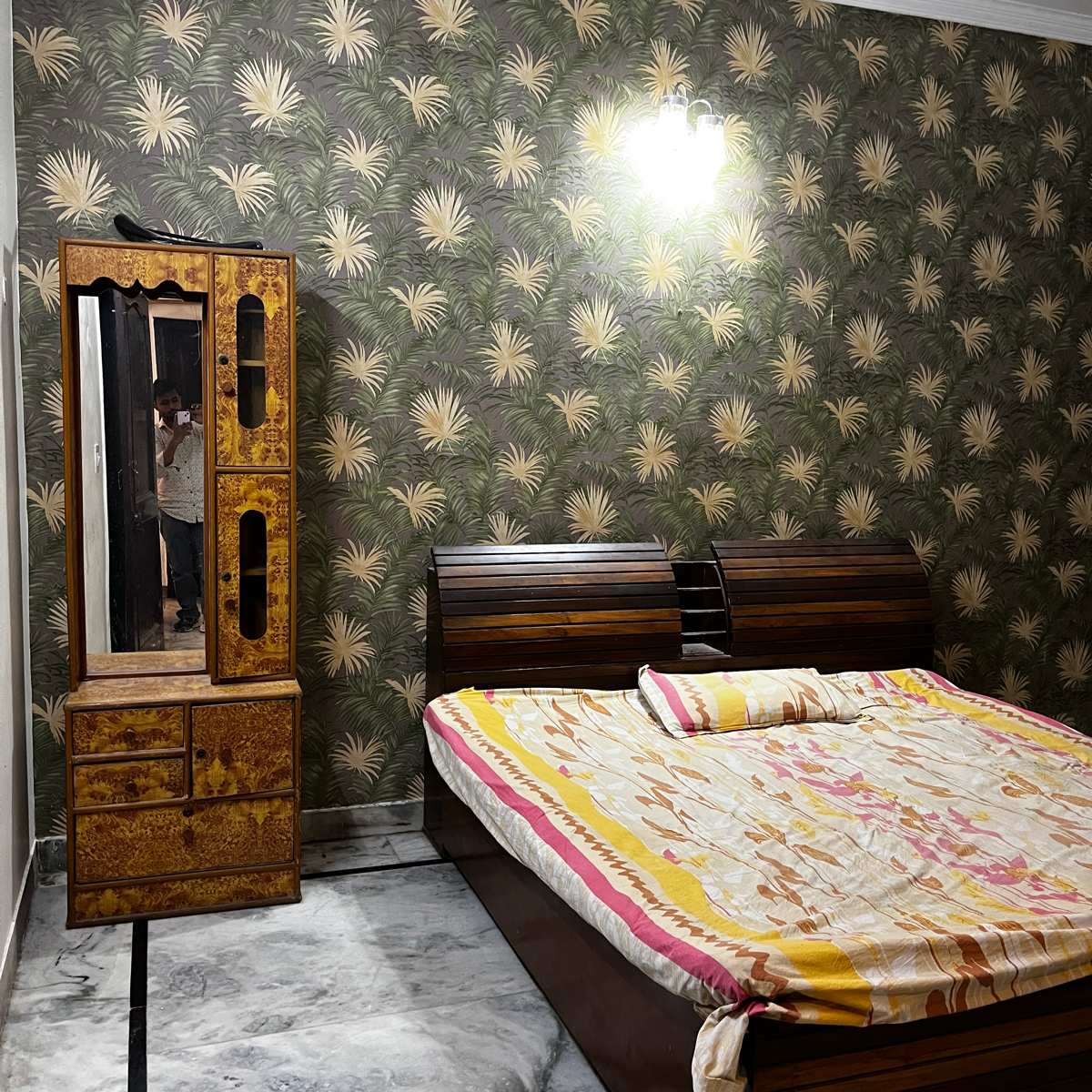 2 BHK Builder Floor For Rent in OM Builder Floors