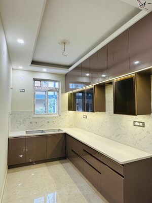 Kitchen in 3 BHK Builder Floor at Sector 84 – for Sale