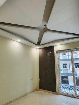 Furnished Amenities in 3 BHK Builder Floor at Sector 84 – for Sale