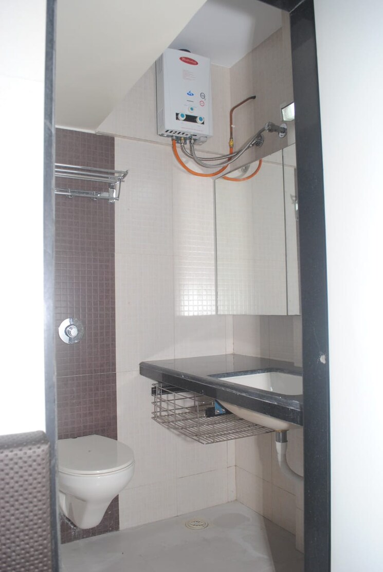 Bathroom, celestia-spaces 3.5 Bedroom 1470 Sq.Ft. Apartment In Parel Mumbai 9374351