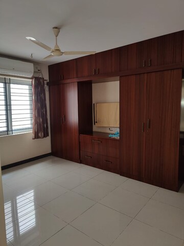 Room in 3 BHK Apartment at MIMS Habitat, Hennur Road – for Sale