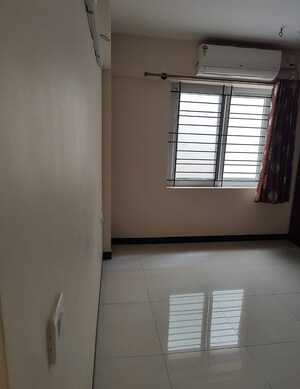 Room in 3 BHK Apartment at MIMS Habitat, Hennur Road – for Sale