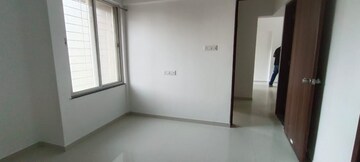 Room in 2 BHK Apartment at Majestique City, Wagholi – for Sale