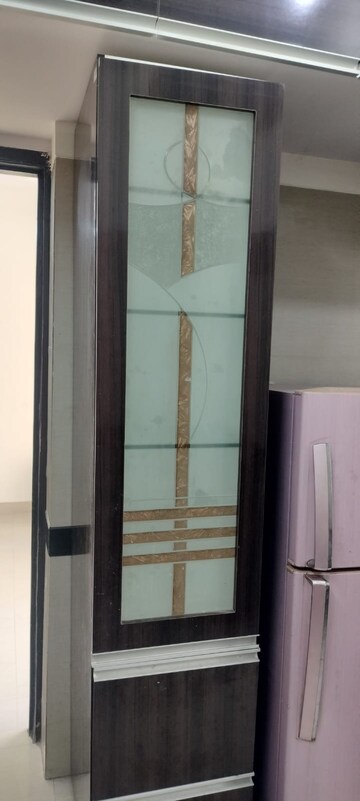 Room in 1 BHK Apartment at K Raheja Raheja Residency, Malad East – for Rent