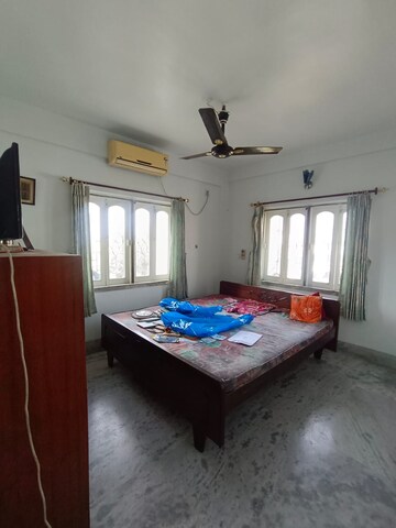 Bedroom in 2 BHK Builder Floor at Roy Bahadur Road – for Sale