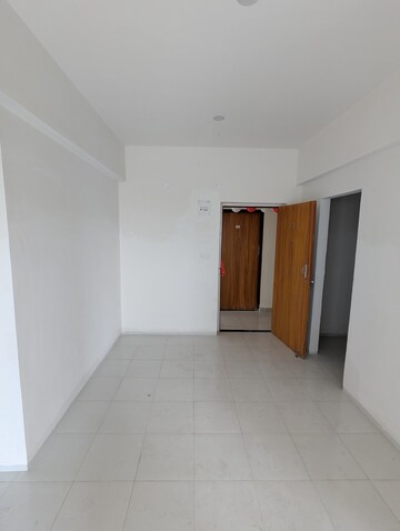 Room in 3 BHK Apartment at Eden Solaris Joka, Bishnupur – for Sale